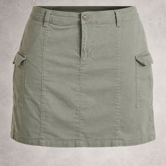 torrid Dresses & Skirts - Torrid Stretch Cargo Mini Skirt | Khaki Sage Green | Size 20 (2X) Utility